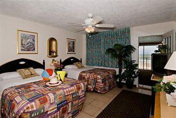 Desert Inn Resort Hotel And Suites Daytona Beach Exterior photo
